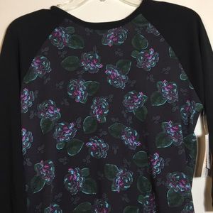 LulaRoe Small Randy - 3/4 Length Sleeves